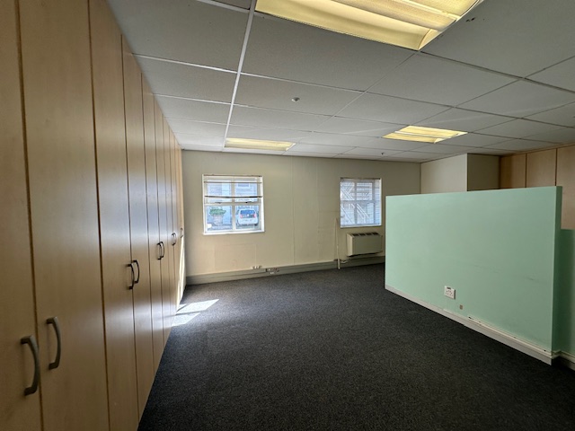 To Let commercial Property for Rent in Pinelands Western Cape